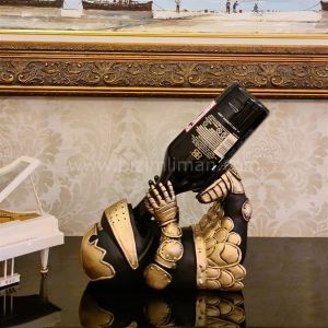 Şövalye Heykeli Şaraplık Gold