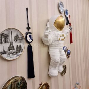 Astronot Biblo Heykel Beyaz Gold