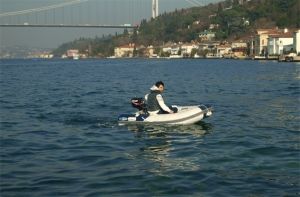 X-Cape şişme tabanlı botlar